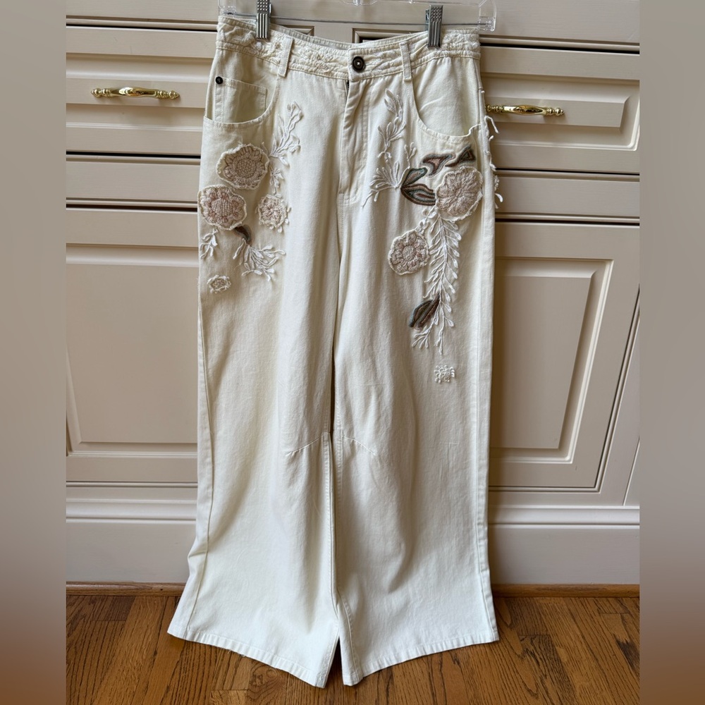 NWT Anthropologie Pilcro Embroidered Cream Women's Jeans